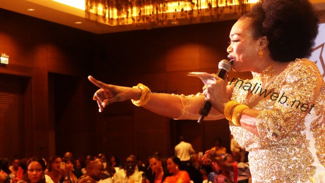 Oumou Sangaré: Top départ de la célébration des 30 ans de carrière
