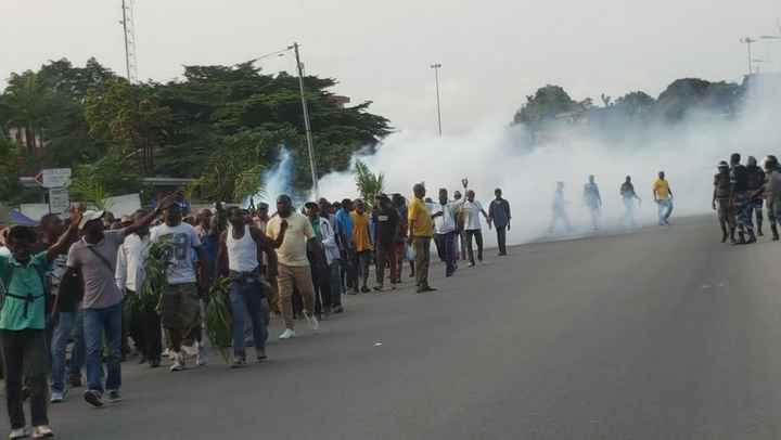 Gabon: dispersion d'une marche improvisée de militants de Jean Ping