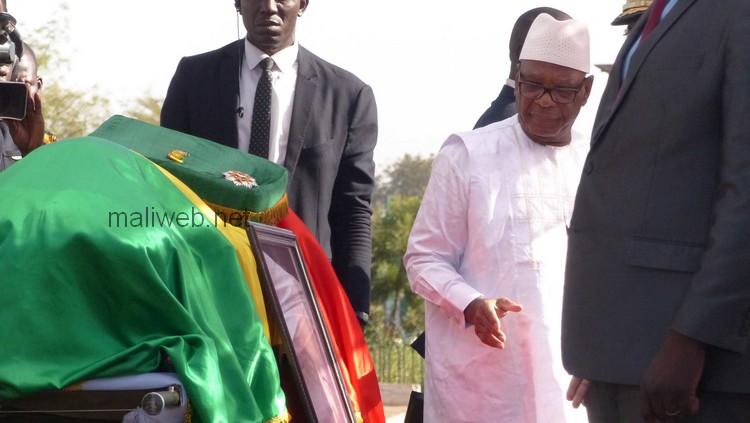 Décès du Docteur Seydou Badian: Le Mali , rend un hommage national à celui qui a écrit son hymne national