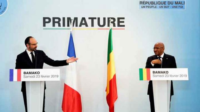 Le Premier ministre français Edouard Philippe lors de la conférence de presse avec son homologue malien Soumeylou Boubèye Maïga