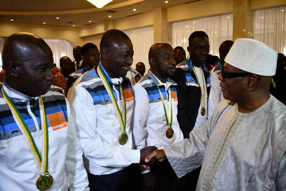 Le Président IBK reçoit les Aiglons Champions d'Afrique U20, Niger 2019