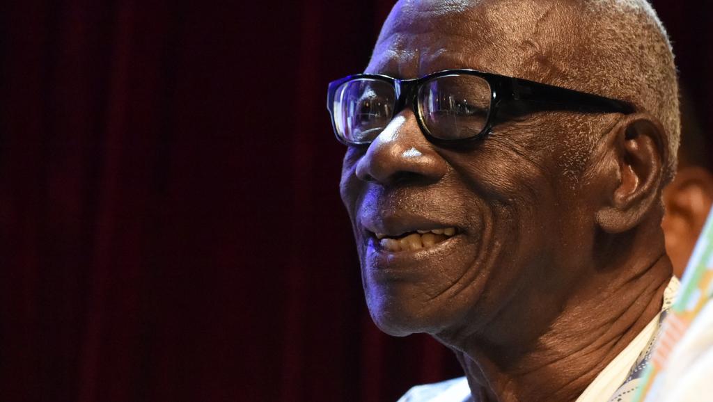 Mort de Bernard B. Dadié/  Des Maliens Ecrivains et Enseignants maliens rendent  hommage au disparu
