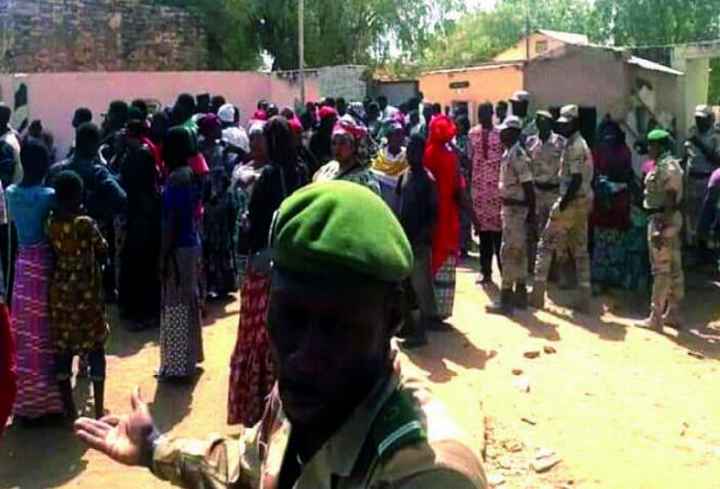 Mali: un chef d’état major refoulé par les familles de soldats tués