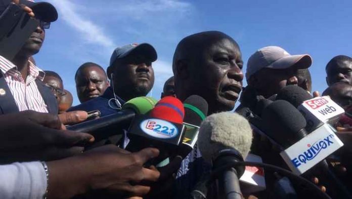Opposition-senegal Idrissa Seck, lors de sa déclaration à la presse après une rencontre avec Khalifa Sall