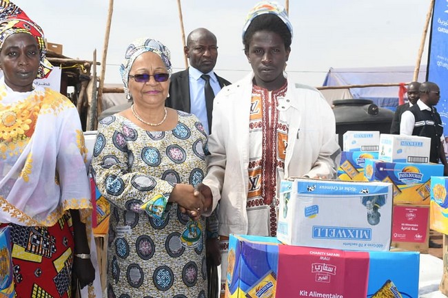 Remise de kits aux populations déplacées de Niamana et de Faladiè