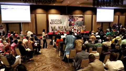 Pour lutter contre la famine dans le Sahel : Accélérer le reverdissement et la restauration des paysages sur une grande échelle