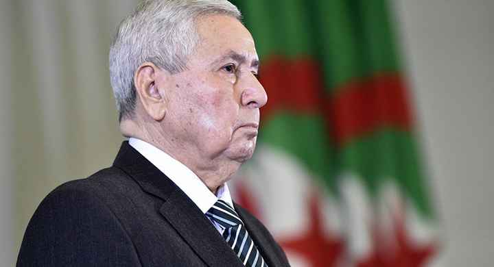 Le Président algérien par intérim promet des élections «honnêtes et transparentes»