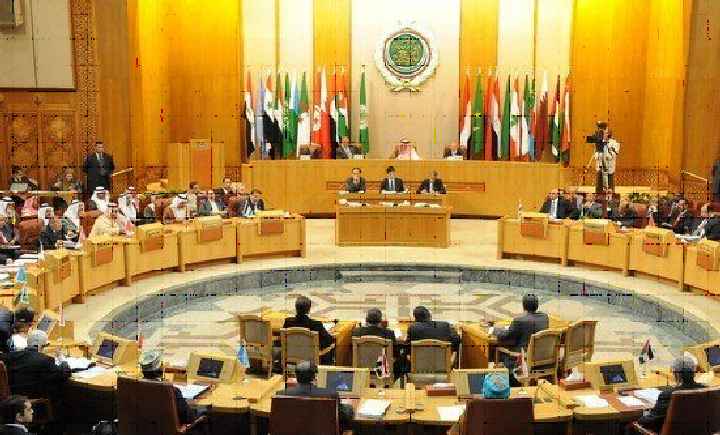 Algérie : l’urgence d’une transition diplomatique