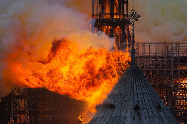 Notre-Dame en feu.Clement SCHERRER