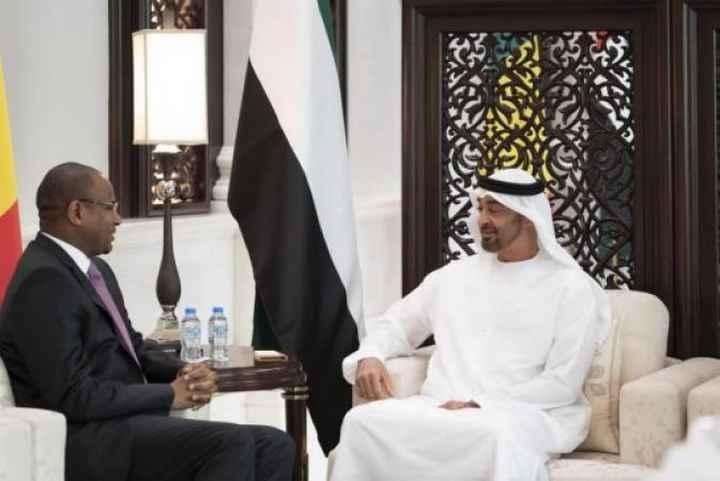 Le Premier ministre, ministre de l’Economie et des Finances à Abu Dhabi : Une bonne moisson : Le Chef du Gouvernement, Dr Boubou Cissé a signé plusieurs accords d’intérêt commun