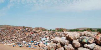 Les populations sont contraintes de supporter la présence de ces tas d’ordures qui essaiment la ville