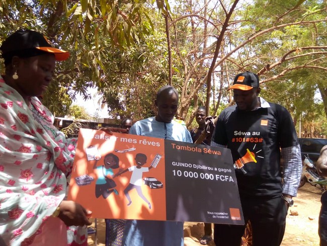 Jeu d’Orange Mali : Djibril Guido gagne 10 000 000 FCFA à la Tombola Séwa