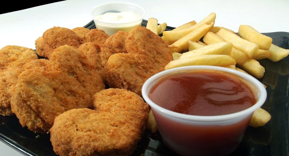Nuggets, soda ou saucissons… voici les aliments à éviter pour conjurer une mort précoce