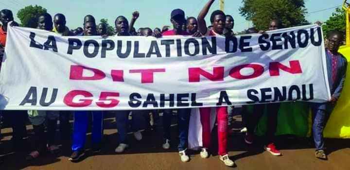 G5 Sahel : Après Badalabougou, les habitants de Senou manifestent contre l’implantation probable de la force dans leur quartier