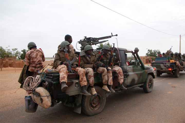Centre du Mali: renforcement de la présence militaire dans le secteur de l’attaque