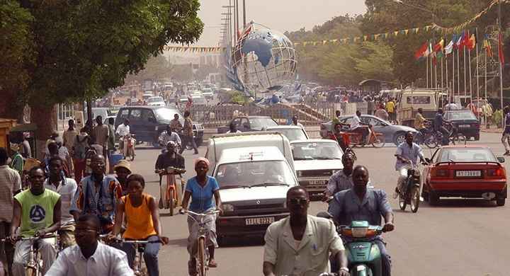 Au Burkina, un dialogue politique national jugé peu inclusif et inopportun