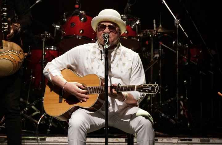 Salif Keita, voix d'or du Mandingue mais pas seulement