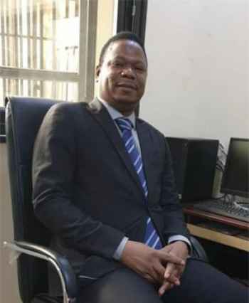 Dr Fousseyni Doumbia, enseignant à l’Université des sciences juridiques et politiques de Bamako : « Il faut des signaux forts pour la réduction du train de vie de l’état »