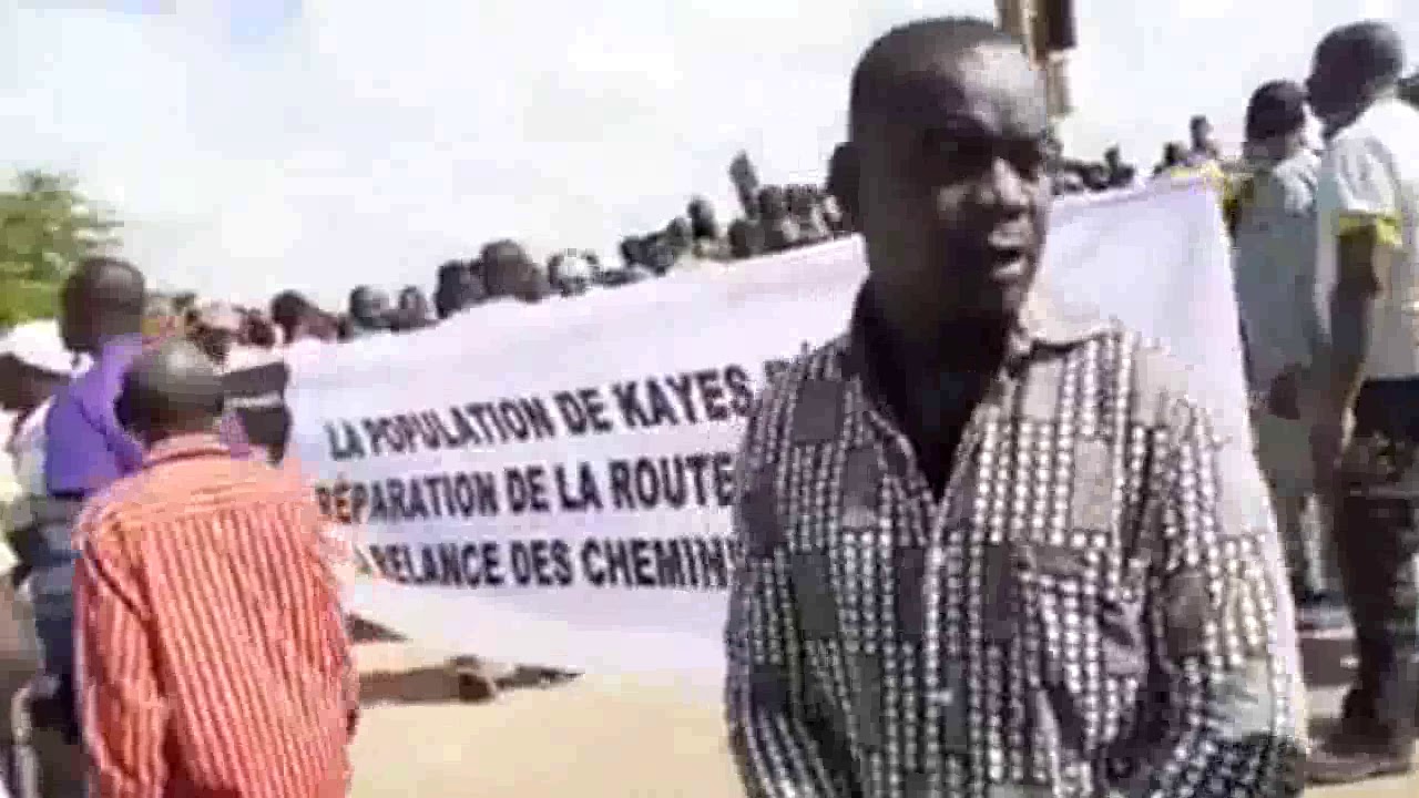 Les manifestants de Kayes refusent la parole aux députés profiteurs comme Mamadou Hawa Gassamba Diaby