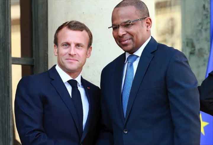 Présidentielle de 2022 :  Emmanuel Macron propose Boubou Cissé ou Moussa Mara pour que Mahmoud Dicko ne rafle la mise sur le plan politique