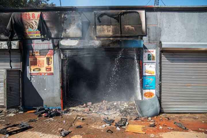 Afrique du Sud: le président dénonce les nouvelles violences xénophobes