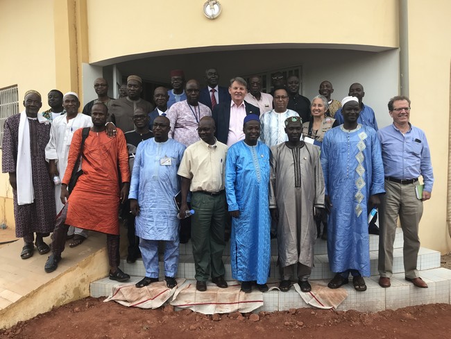 En visite à Ségou : L’ambassadeur Hankins s’engage à promouvoir l’éducation et la sécurité
