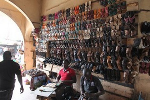 Confection et commercialisation des chaussures  artisanales au Mali : Une industrie toujours à la traine
