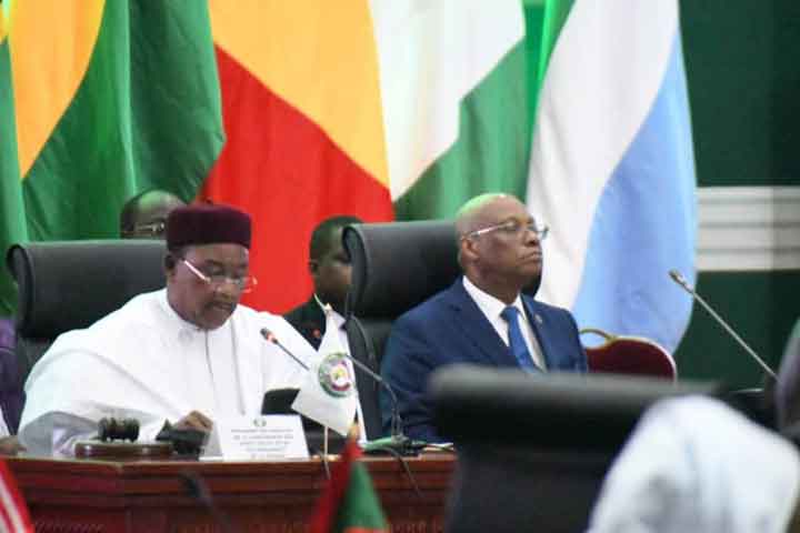 Sommet du G5 Sahel à Ouagadougou : Les chefs d’État approuvent l’initiative « desert to power » de la BAD