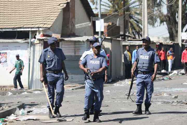 Violences xénophobes en Afrique du Sud: la Tanzanie suspend ses vols