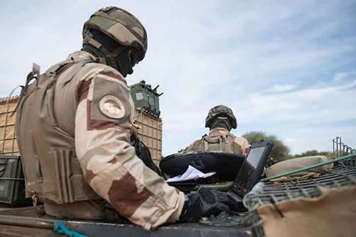 Enlisement du combat contre le terrorisme : Les péchés capitaux de la France au Mali