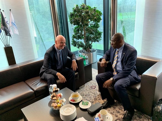 Hier à Zurich (Suisse) : Bavieux Touré reçu par le président de la Fifa