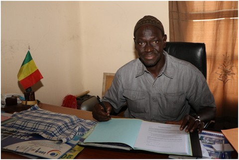 Dévastation de trois villages des communes de Mahina, Goufan et Diokeli (Bafoulabé) par des feux accompagnés de vents  violents : El hadj Balla Coulibaly, PDG de TME/ Mali Sarl fait parler son cœur
