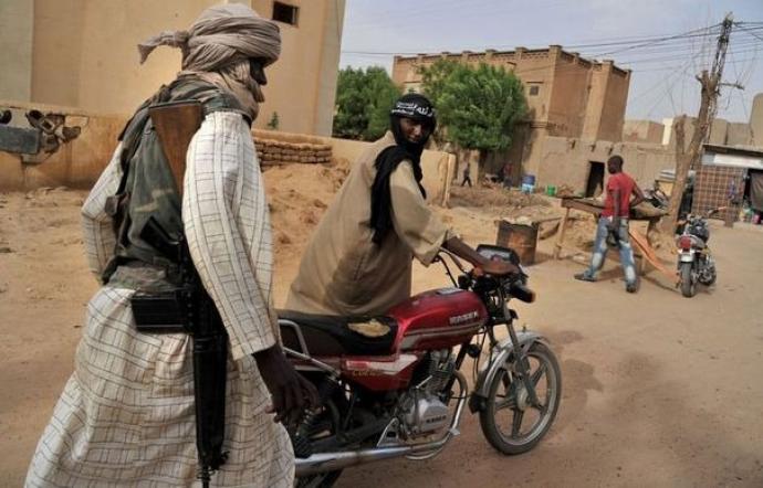 Boulkessy : 15 suspects interpellés et 11 motos brûlées