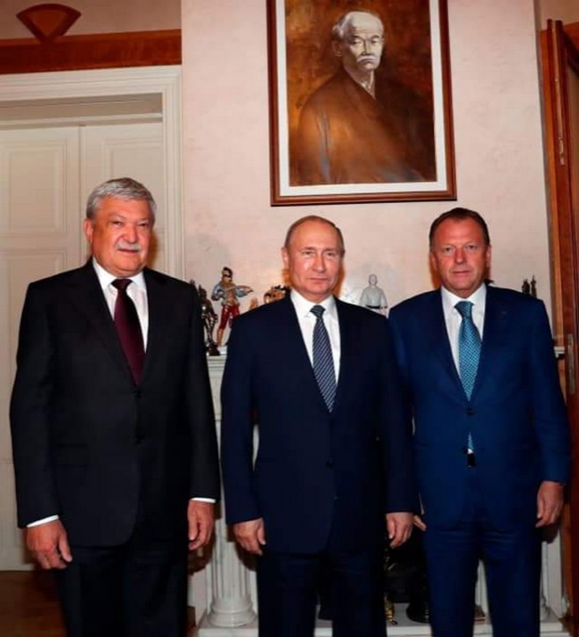 Judo : Le président Poutine a rendu visite au président de la FIJ, Marius Vizer, à Budapest