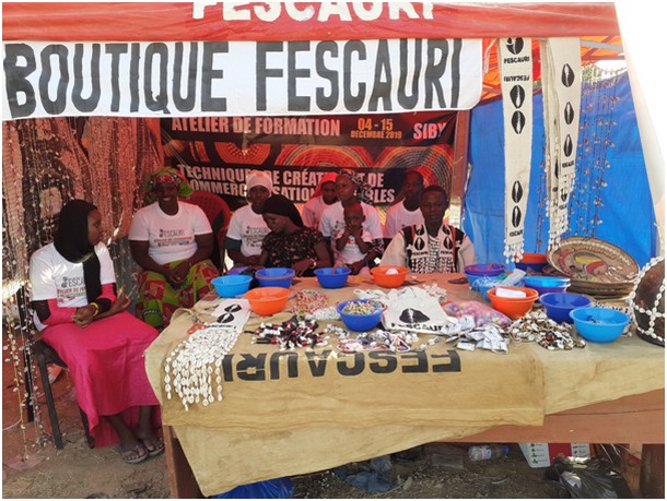 13eme édition du festival international des cauris du Mandé  (FESCAURI) :  Scruter sur place les voies du destin