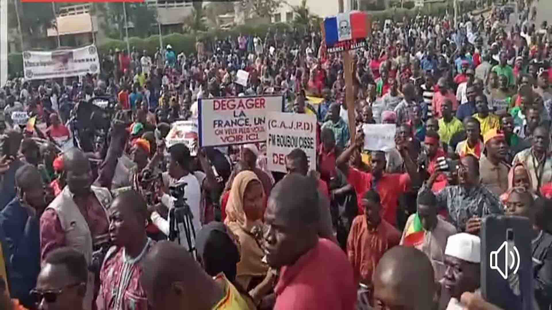 Oumar Mariko à la marche contre la présence française au Mali