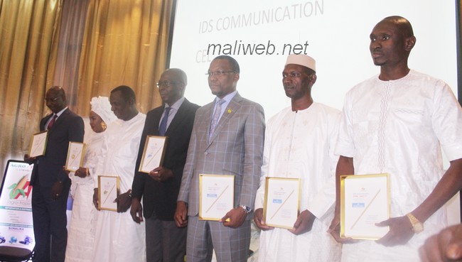7ème édition du Gala trophée de reconnaissance et de l’excellence : Jean-Claude Sidibé, Moussa Tembiné, Sékou Djigué, Diarra Transport, Cimaf,  Agro Tropic, le Pad… récompensés