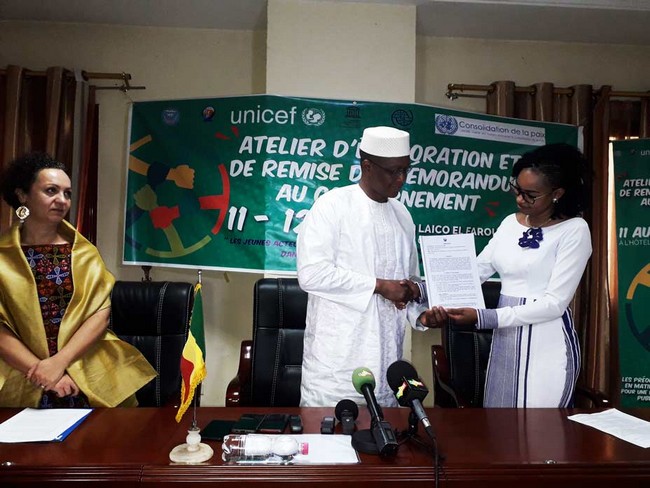 Paix et cohésion sociale au Mali: Le ministre Arouna Modibo Touré reçoit le Mémorandum des jeunes