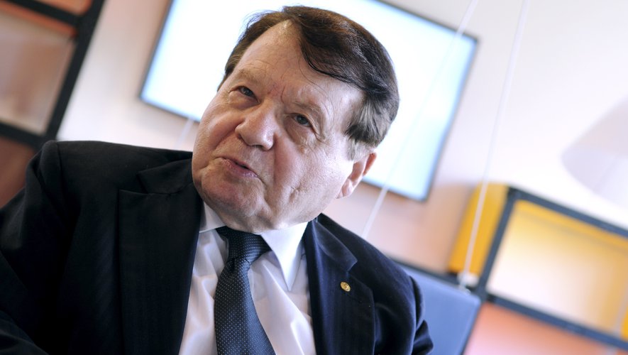 «Le coronavirus est un virus sorti d'un laboratoire chinois avec de l'ADN de VIH», selon le prix Nobel de Médecine Luc Montagnier.
