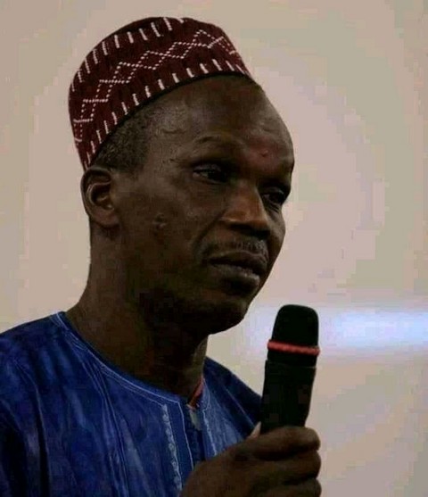 Le Maire de Koumaïra, Amadou Kalossi, dément l’article de jeune Afrique sur les conditions de détention de l’honorable Soumaila Cissé :  « Je n’ai jamais fait de déclaration à aucun journal »