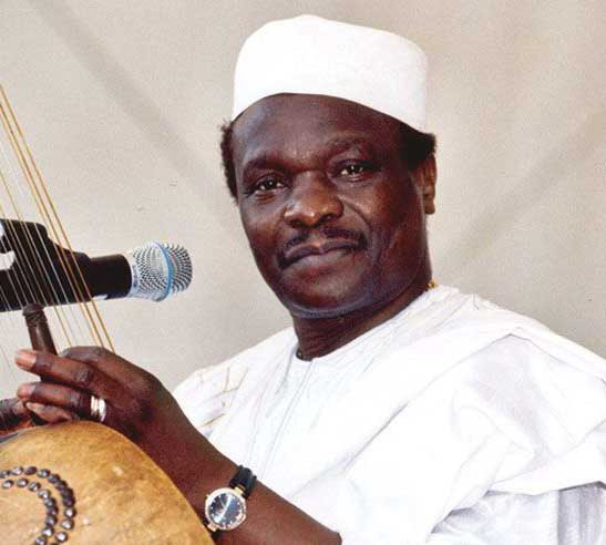 Musique : Mory Kanté reçoit des obsèques timides pour cause de Covid-19