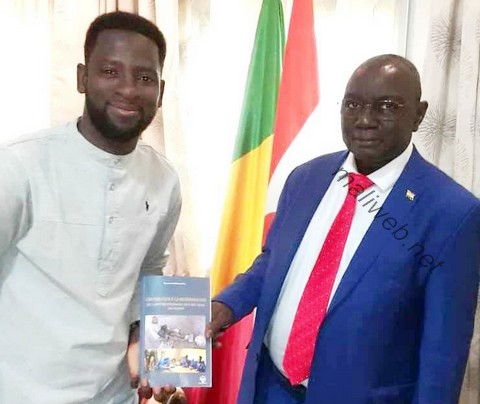 Oumouni Mamoudou, auteur du livre « Contribution à la modernisation de l’apprentissage des métiers au Niger » : "L'artisanat est un grand secteur régulateur"