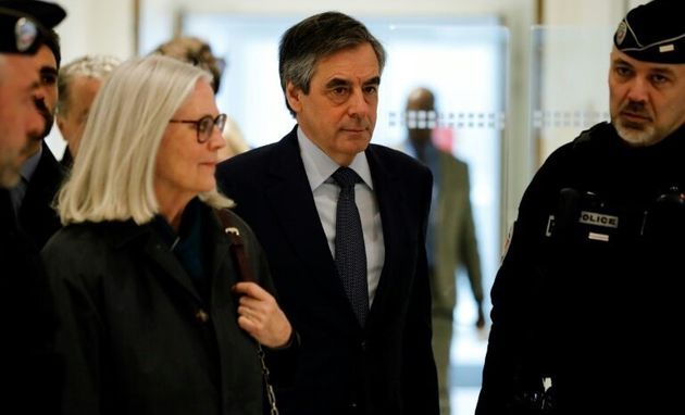 François Fillon condamné à 2 ans de prison ferme dans le "Penelope Gate"