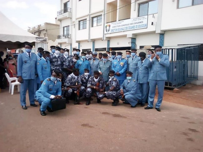 Opérationnalisation des directions régionales des douanes : Le Lieutenant-Colonel Ibrahima Condé installé dans ses nouvelles fonctions à Bougouni