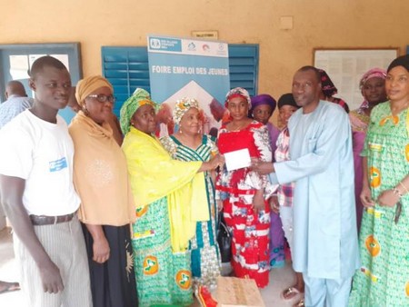 Humanitaire : Le Collectif des femmes des impôts du Mali fait un don de 595 250 FCFA à SOS village
