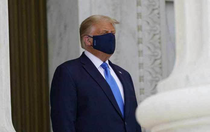 Donald Trump rend hommag