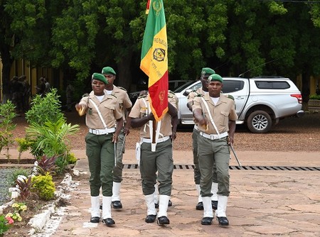 Cérémonie de sortie à l’honneur de la 41e, 42es promotions et les officiers de l’EMIA