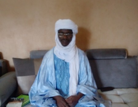 Ibrahim Ag Mohamed, auteur de plusieurs ouvrages :  « Comprendre comment nos sociétés sont en crise permet de comprendre les schémas traditionnels de fonctionnement »