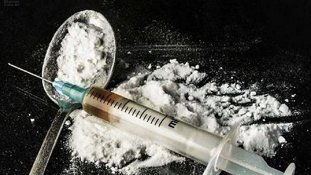 Afrique : l’ENACT pointe du doigt les politiciens d’utiliser l’argent de la drogue « pour financer le favoritisme et les campagnes électorales »