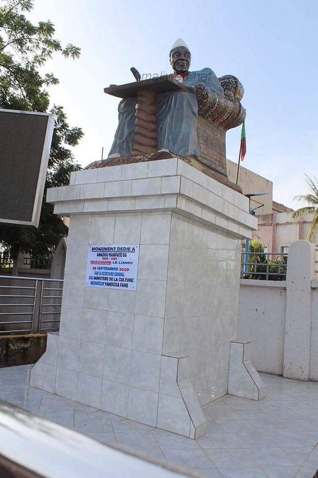 In memoriam: Le monument Amadou Hampaté Ba inauguré